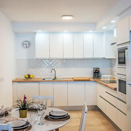 Apartamento Daura By Interhome
