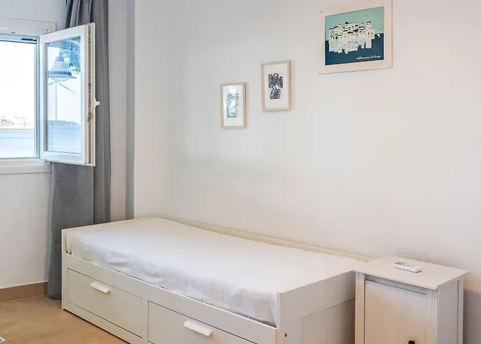 Daura By Interhome Arinaga